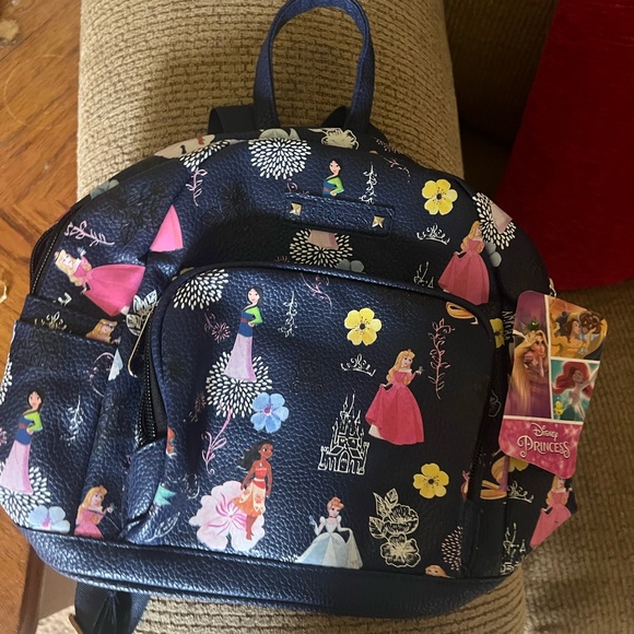 Only one bag has the tag, but both of them are new - Picture 2 of 2